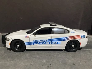 Detroit Police 1:24 Scale 2023 Dodge Charger Police Custom - Picture 1 of 4