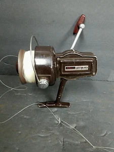 Vintage Daiwa 7700 Fishing Reel Heavy Duty - Picture 1 of 7