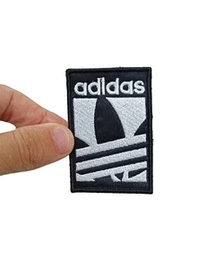 Patch ricamata Logo Adidas toppa logo abbigliamento sport bianco e nero - Bild 1 von 1
