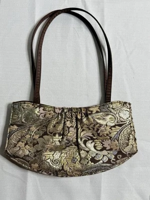 Bolso de Noche Victoria's Secret Tapiz Chocolate Estampado Floral Bolso de Mano Foto 1 de 4