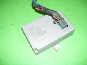 1982 Toyota Pickup Truck Hilux Emission Control Relay Module 89550-35160 oem - Picture 1 of 2