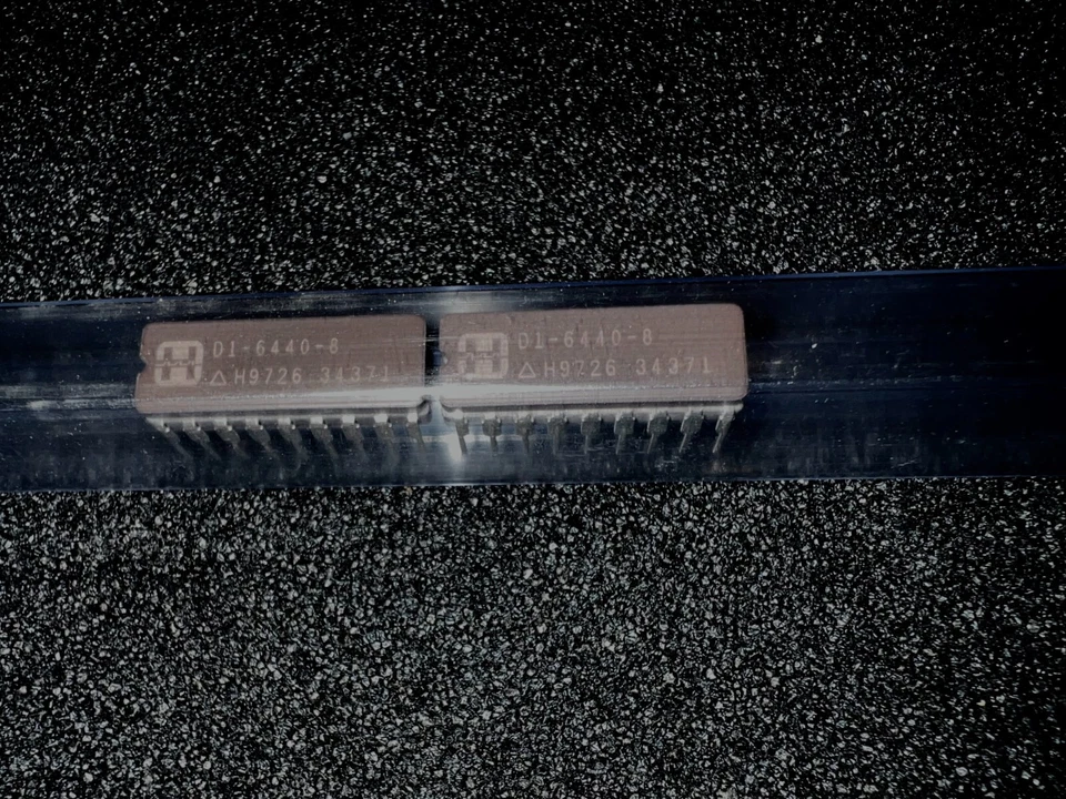 HD1-6440-8 - Image 1 of 1