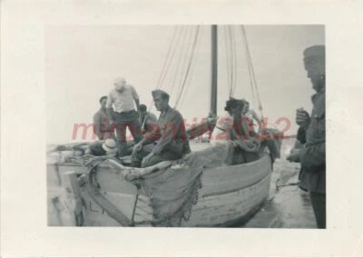 Foto, Sdt. la inf., campaña oeste, avance, crucero en barco de pesca, 5026-615 - Imagen 1 de 2