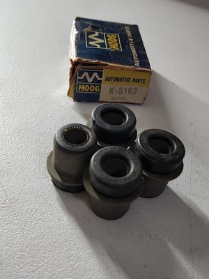 Juego de 4 bujes de brazo de control superior Pontiac 1963-1967 NORS K5162 12203 NUEVO Foto 1 de 4