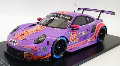 Spark масштаб 1/18 смола 18S561 - Porsche 911 RSR #57 Bleekemolen/Fraga/Keating - Изображение 1 из 4