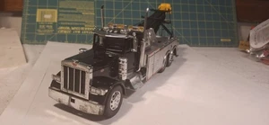 New Ray 1/32 Peterbilt 335 Wrecker Tow Truck - Picture 1 of 10
