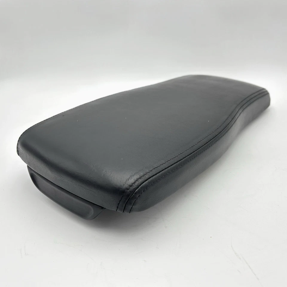 Cadillac Deville DTS Buick Lucerne 2000-2011 reposabrazos central tapa cuero negro Foto 1 de 4