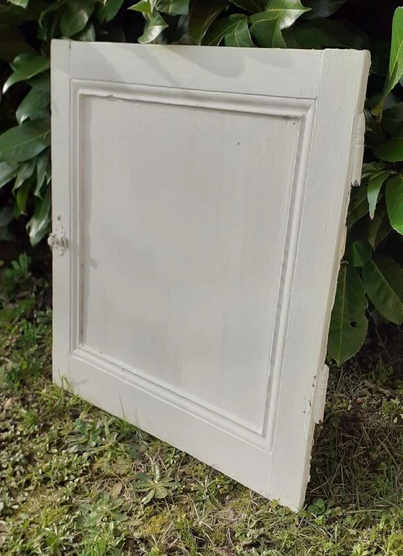Petite porte de placard 61,5x63,5cm ancienne quincaillerie Old small Closet Door - Photo 1/4