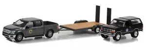 GREENLIGHT - 2018 FORD F-150 con 1992 FORD Bronco con porta auto YELLOWSTONE ... - Foto 1 di 1