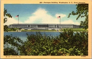 Pentagon Building River Entrance Washington DC Vintage Linen Postcard B1 - Picture 1 of 2