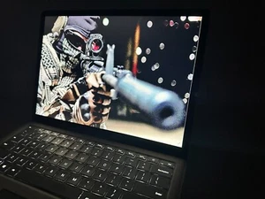 Surface Laptop 2 w/UHD Touch | Quad i7 8th | 8G | 128G SSD | Win10 | 1769 - Picture 1 of 18