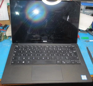 Dell Latitude XPS P54G (i7) (Pour pièces) (Objet N°#954) - Afbeelding 1 van 11