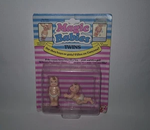 Vintage 1991 Galoob Baby Face Magic Diaper Babies 2 Figures - Imagen 1 de 3