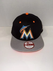 New Era 9FIFTY Miami Marlins Black Cap Strapback One Size MLB hat - Picture 1 of 7