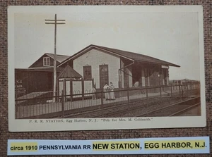 circa 1910 PENNSYLVANIA RAILROAD NEW STATION, EGG HARBOR, N.J Postcard Litho b&w - Picture 1 of 2