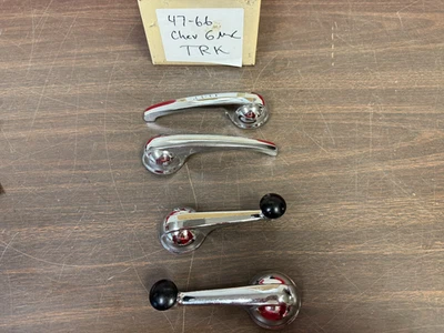 1947 - 1966 年雪佛兰吉姆西卡车 2 车窗曲柄和 2 个室内门把手 1225 — 第 1/4 张图片