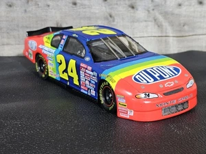 Jeff Gordon #24 DuPont 2000 Monte Carlo Elite 1 of 5000 - Bild 1 von 12