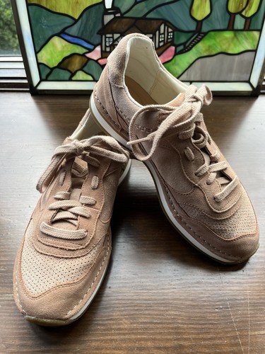 Scarpe sneakers donna Clarks comode pelle beige caldo taglia 9M indossate una volta