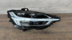 Right Headlight MID LED for Volvo XC60 MK2 – Europe Spec – 31420412 - Picture 1 of 5
