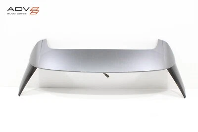 Nissan Kicks 2025 puerta levadiza alerón de techo con moldura de winglet y luz OEM Foto 1 de 4