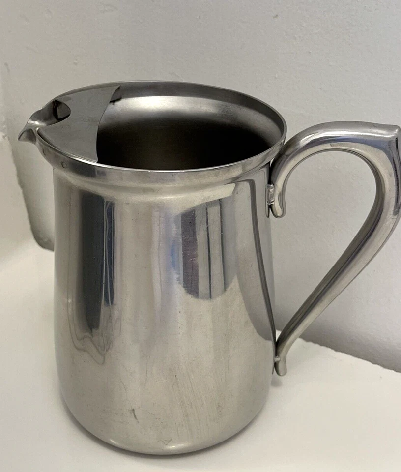 Кувшин Oneida Post Road 64 унции высочайшее качество нержавеющая сталь 18/10 - Изображение 1 из 4