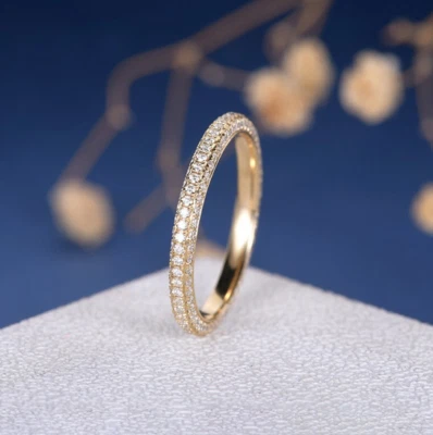 Unique Three Sided Daimond Band In 10K Pure Yellow Gold With 0.70CT Real Diamond - Image 1 of 4