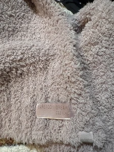 Acogedora bufanda malva elegante Barefoot Dreams  - Imagen 1 de 1