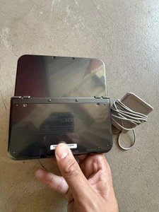 New Nintendo 3DS XL Gray Black Console W Charger US USA Version - Picture 1 of 18