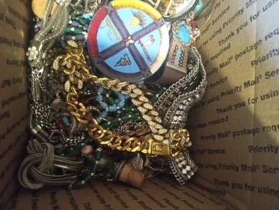 5LBS Junk Costume Jewelry Lot Broken Tangled Repurpose Repair  Craft Lot 23 - Image 1 of 4