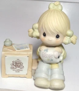 Vintage 1983 Precious Moments Collectors Club -Girl with Dues Piggy Bank- E-0404 - Picture 1 of 5