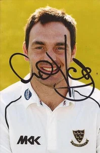 SUSSEX * MICHAEL YARDY SIGNED 6x4 PORTRAIT PHOTO + COA - Bild 1 von 1