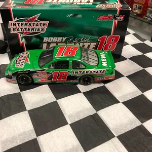 Bobby Labonte #18 Interstate Batteries 2002 Pontiac 1:24 1 of 19,860 - Picture 1 of 7