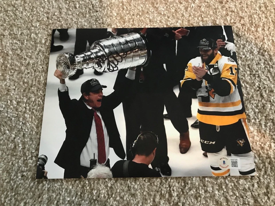MIKE SULLIVAN Signed Autographed 8x10 Photo PITTSBURGH PENGUINS CUP BAS BECKETT - Image 1 of 1