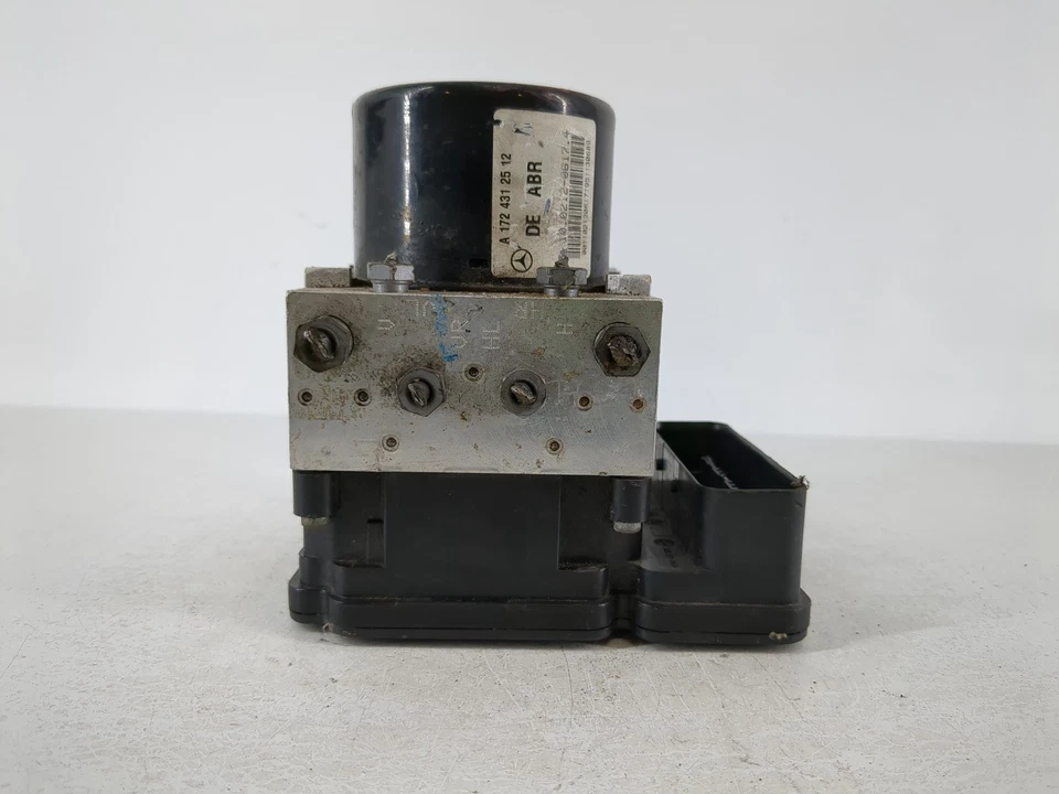 Módulo de controle de bomba 2012-2012 Mercedes-benz C250 Abs DN0ZZ - Imagem 1 de 4