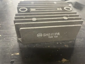 Regulator/Rectifier Fits Honda SH125, PES125 SH541PA - Picture 1 of 3