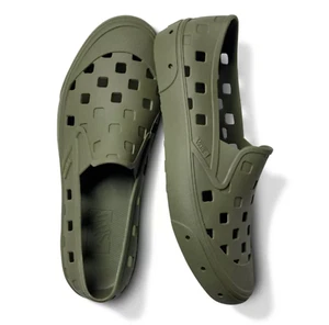 Vans Slip-On TRK Hoja de Uva Verde Ejército Tenis Trek Zapatos sin Cordones Agua Talla 13 - Imagen 1 de 15