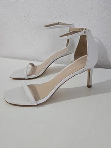 Stuart Weitzman Amelina Sandal White Leather Ankle Strap Heels Women's Size 8B - Picture 1 of 11