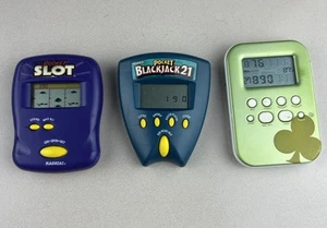 Radica Pocket Blackjack und Slots 90er 2008 Blackjack mit beleuchtetem Bildschirm - Bild 1 von 11