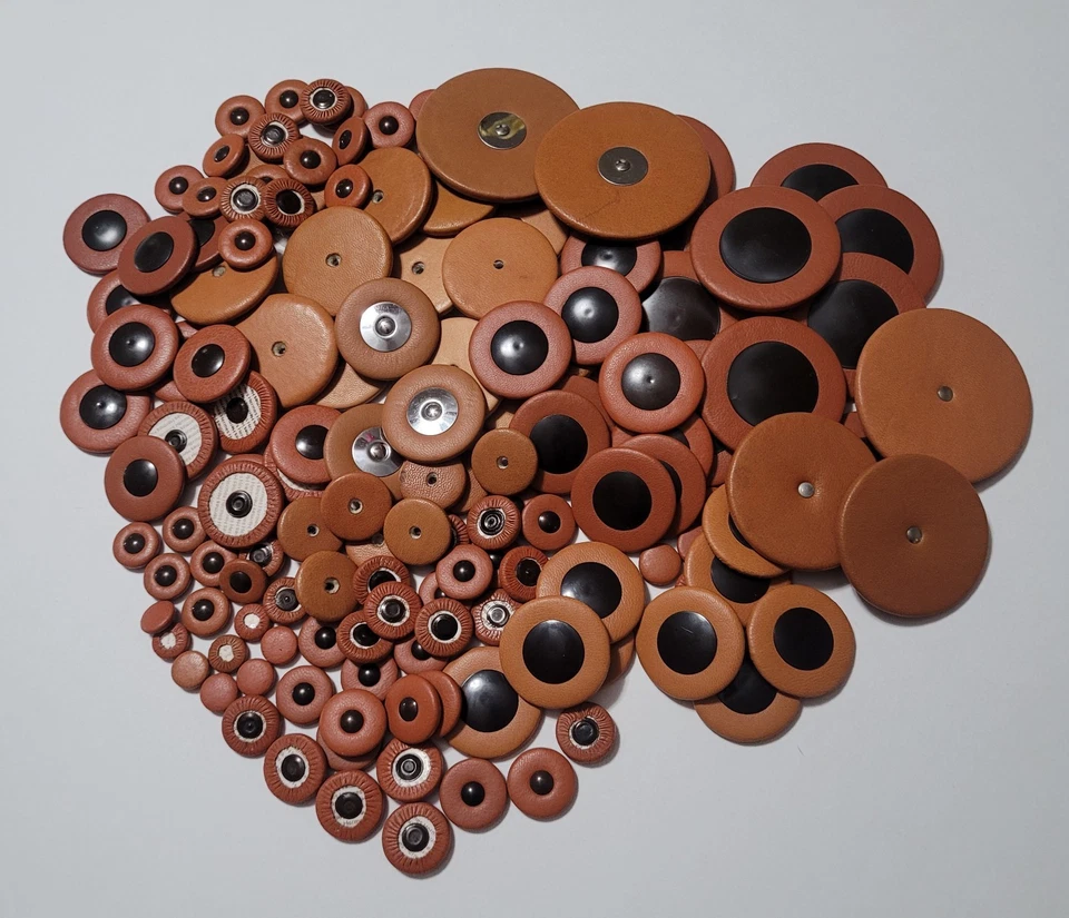 Surtido de almohadillas de saxofón almohadillas de saxofón tamaño grande y mediano nuevas  Foto 1 de 1