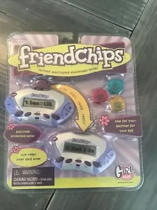 Radica Friendchips Ragazza Tecnica Giochi Elettronici Portatile Messaggistica Istantanea Nuovo - Foto 1 di 2