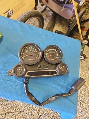 Velocímetro velocímetro GPZ750R R KPH Kawasaki GPZ750R R KPH Foto 1 de 4