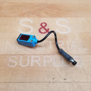 SICK WL4-3F3130, 1028153 Retro-Reflective Sensor, DC 10-30V, 100mA, Class 2 - Picture 1 of 5