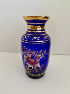 Bohemian Czech Cobalt Blue Glass Vase Gold Gilt Hand Painted flowers 19cm - Picture 1 of 9
