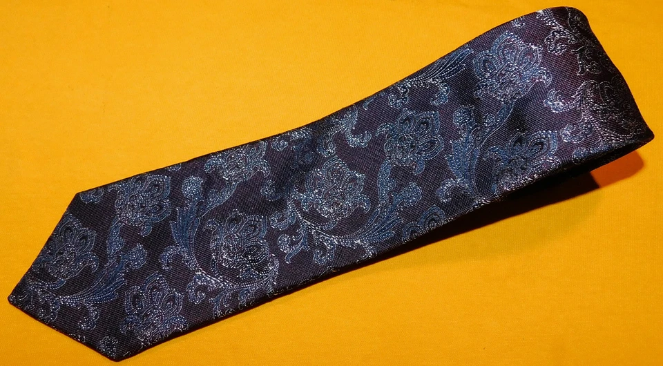 MEN'S JOHN VARVATOS MADE IN U.S.A. BROWN/WHITE FLORAL TIE - TIES - DESIGNER TIES - Image 1 of 4