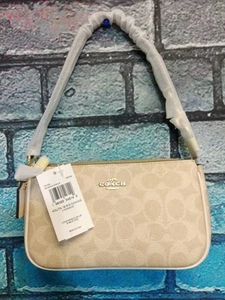 Borsa Coach CW426 Nolita 19 in tela firmata - Foto 1 di 12