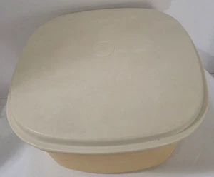 Vintage Tupperware Harvest Gold 3 pc Steam N Store - Picture 1 of 4
