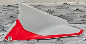 Gruppo copertura laterale sinistro honda crf 300 l 83600K1TE50ZA - Foto 1 di 3