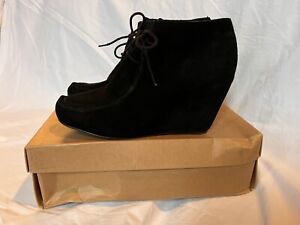 Womens Dolce Vita Pilar Wedge Suede Black Bootie Boot Wallabee Style 8 8.5 9