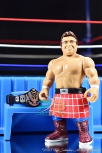 WWE ROH AEW WCW ECW ROWDY RODDY PIPER - WWE Retro 11 Mattel Giocattolo Wrestling - Foto 1 di 1