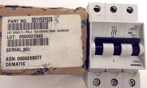 Siemens ~0511531578 ~ 5SX23 D10 Circuit Breaker 10A 400VAC 3 Pole - Picture 1 of 7